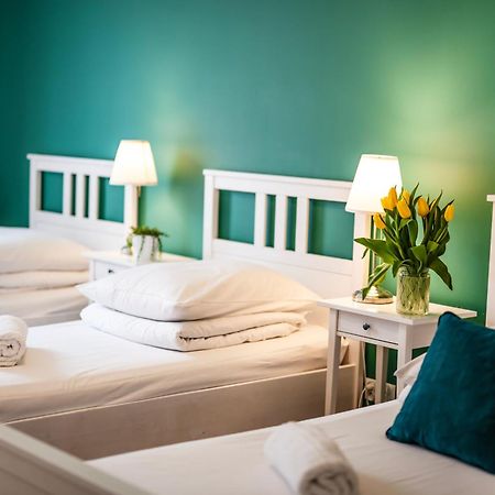 Palermo Moxy Te&Am Cracow Apartment Красков Екстериор снимка