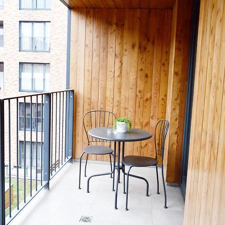 Palermo Moxy Te&Am Cracow Apartment Красков Екстериор снимка